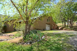 8150 Upper Applegate Rd, Jacksonville, OR 97530 - Photo 72