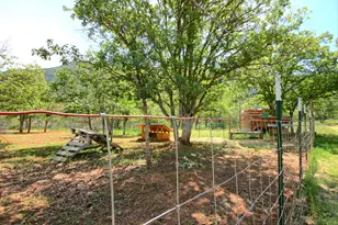 8150 Upper Applegate Rd, Jacksonville, OR 97530 - Photo 108