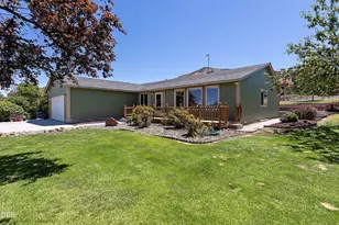 10364 SW Carol Ct, Culver, OR 97734 - Photo 1