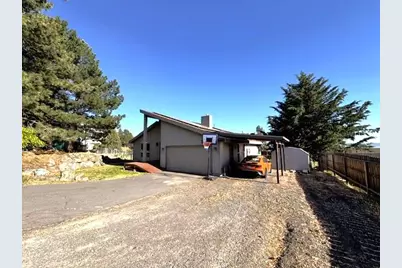 6614 Cottage Avenue, Klamath Falls, OR 97603 - Photo 1