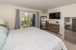 1565 NW Wall St, Bend, OR 97703 - Photo 10