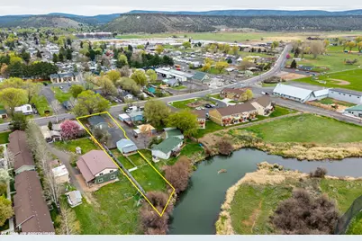 715 S Main Street, Prineville, OR 97754 - Photo 1