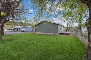 715 S Main St, Prineville, OR 97754 - Photo 12