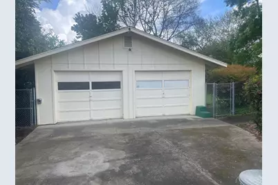 1325 Orchard Home Drive, Medford, OR 97501 - Photo 2