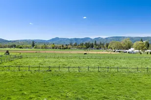 826 Oak Grove Rd, Medford, OR 97501 - Photo 34