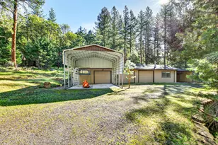 5225 Sterling Creek Rd, Jacksonville, OR 97530 - Photo 26