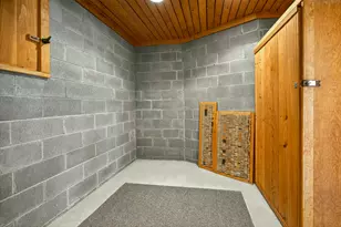 5225 Sterling Creek Rd, Jacksonville, OR 97530 - Photo 100