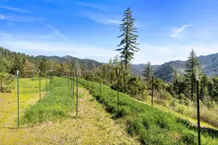 17939 E Evans Creek Rd, Rogue River, OR 97537 - Photo 22