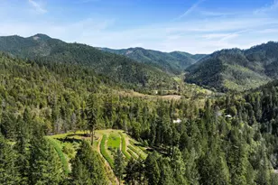 17939 E Evans Creek Rd, Rogue River, OR 97537 - Photo 12