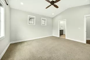 3954 Wyoming Ln, Medford, OR 97504 - Photo 18