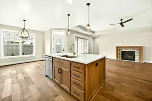 3954 Wyoming Ln, Medford, OR 97504 - Photo 10