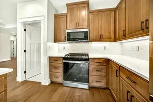 3954 Wyoming Ln, Medford, OR 97504 - Photo 12