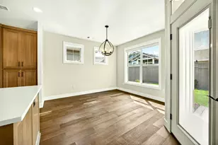 3954 Wyoming Ln, Medford, OR 97504 - Photo 14