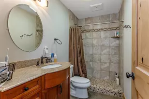 67 Fairway Cir, Medford, OR 97504 - Photo 30