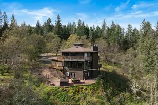 7201 Crowfoot Rd, Trail, OR 97541 - Photo 2
