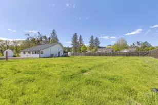 683 Rockwood Ln, Eagle Point, OR 97524 - Photo 64
