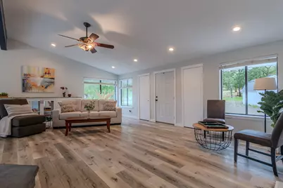 683 Rockwood Lane, Eagle Point, OR 97524 - Photo 12