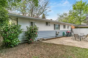 607 S Ivy St, Medford, OR 97501 - Photo 20