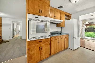 146 Sharon Drive, Phoenix, OR 97535 - Photo 16