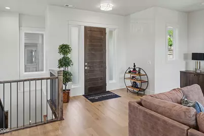 5611 Autumn Park Drive, Medford, OR 97504 - Photo 12