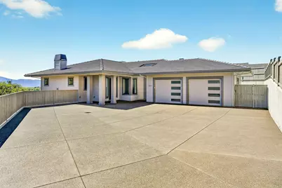 5611 Autumn Park Drive, Medford, OR 97504 - Photo 2
