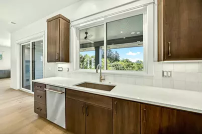 5611 Autumn Park Drive, Medford, OR 97504 - Photo 22