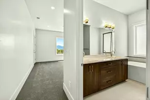 5611 Autumn Park Dr, Medford, OR 97504 - Photo 32