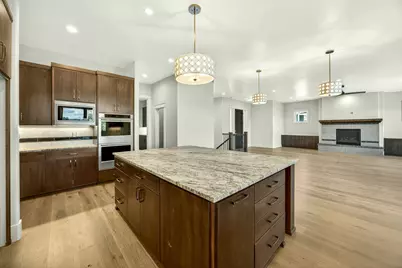 5611 Autumn Park Drive, Medford, OR 97504 - Photo 20