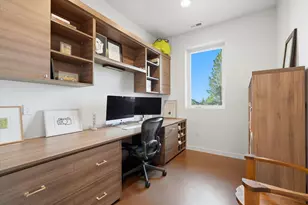 3429 NW Bryce Canyon Ln, Bend, OR 97703 - Photo 22