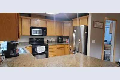 865 SW 24th Court, Redmond, OR 97756 - Photo 8