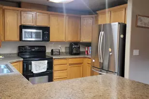 865 SW 24th Ct, Redmond, OR 97756 - Photo 8