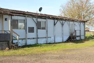 3825 Ave H, White City, OR 97503 - Photo 2