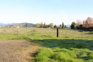 3825 Ave H, White City, OR 97503 - Photo 6