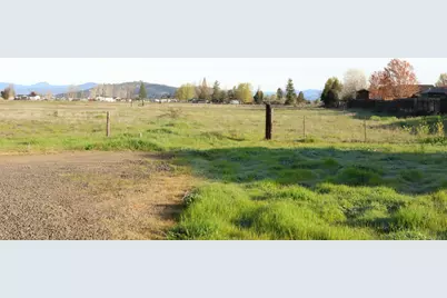 3825 Avenue H #A & B, White City, OR 97503 - Photo 1