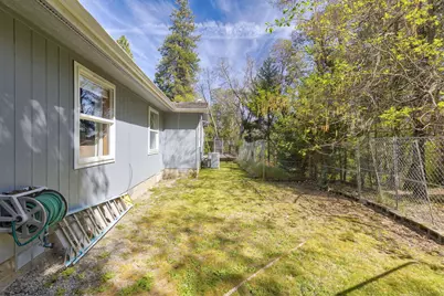 2532 Holcomb Springs Road, Gold Hill, OR 97525 - Photo 54