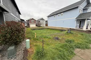 249 Willow Way, Talent, OR 97540 - Photo 1