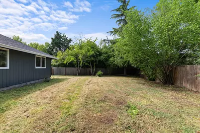 1182 Westview Court, Medford, OR 97504 - Photo 28