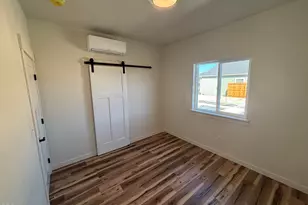 728 Dahl Pl, Medford, OR 97501 - Photo 16
