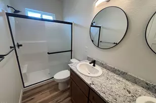 728 Dahl Pl, Medford, OR 97501 - Photo 14