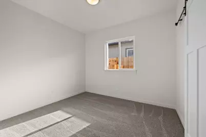 728 Dahl Place #17, Medford, OR 97501 - Photo 16