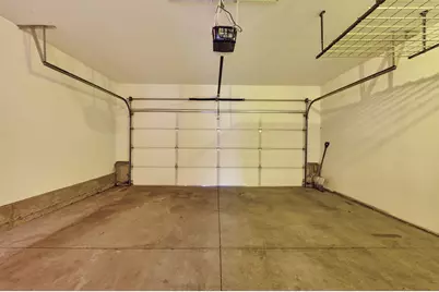 20252 Badger Road, Bend, OR 97702 - Photo 34