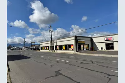 1165 Court Street, Medford, OR 97501 - Photo 2