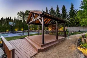 5637 Saddle Ridge Dr, Medford, OR 97504 - Photo 36