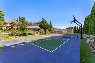 5637 Saddle Ridge Dr, Medford, OR 97504 - Photo 40