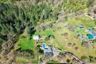 5700 Hwy 238, Jacksonville, OR 97530 - Photo 42