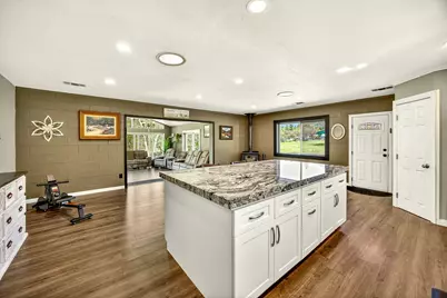 5700 Highway 238, Jacksonville, OR 97530 - Photo 12