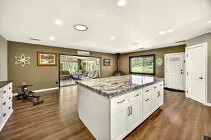 5700 Hwy 238, Jacksonville, OR 97530 - Photo 12