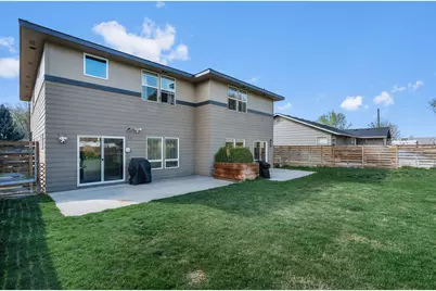 1726 SW 27th Street, Redmond, OR 97756 - Photo 28