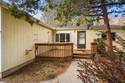 1015 SE Valleywood Place, Bend, OR 97702 - Photo 30