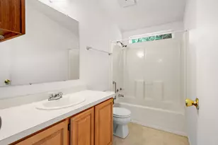 1015 SE Valleywood Pl, Bend, OR 97702 - Photo 16